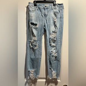 Cello women’s distressed jeans sz 9